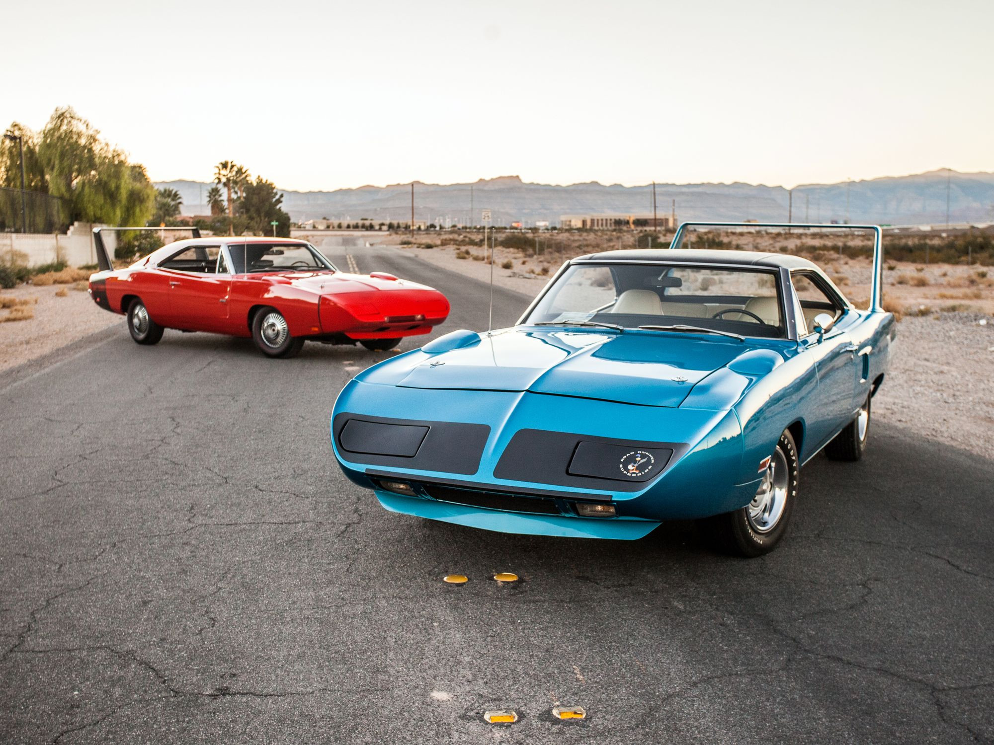 Огромные крылья победы: Dodge Charger Daytona и Plymouth Superbird0