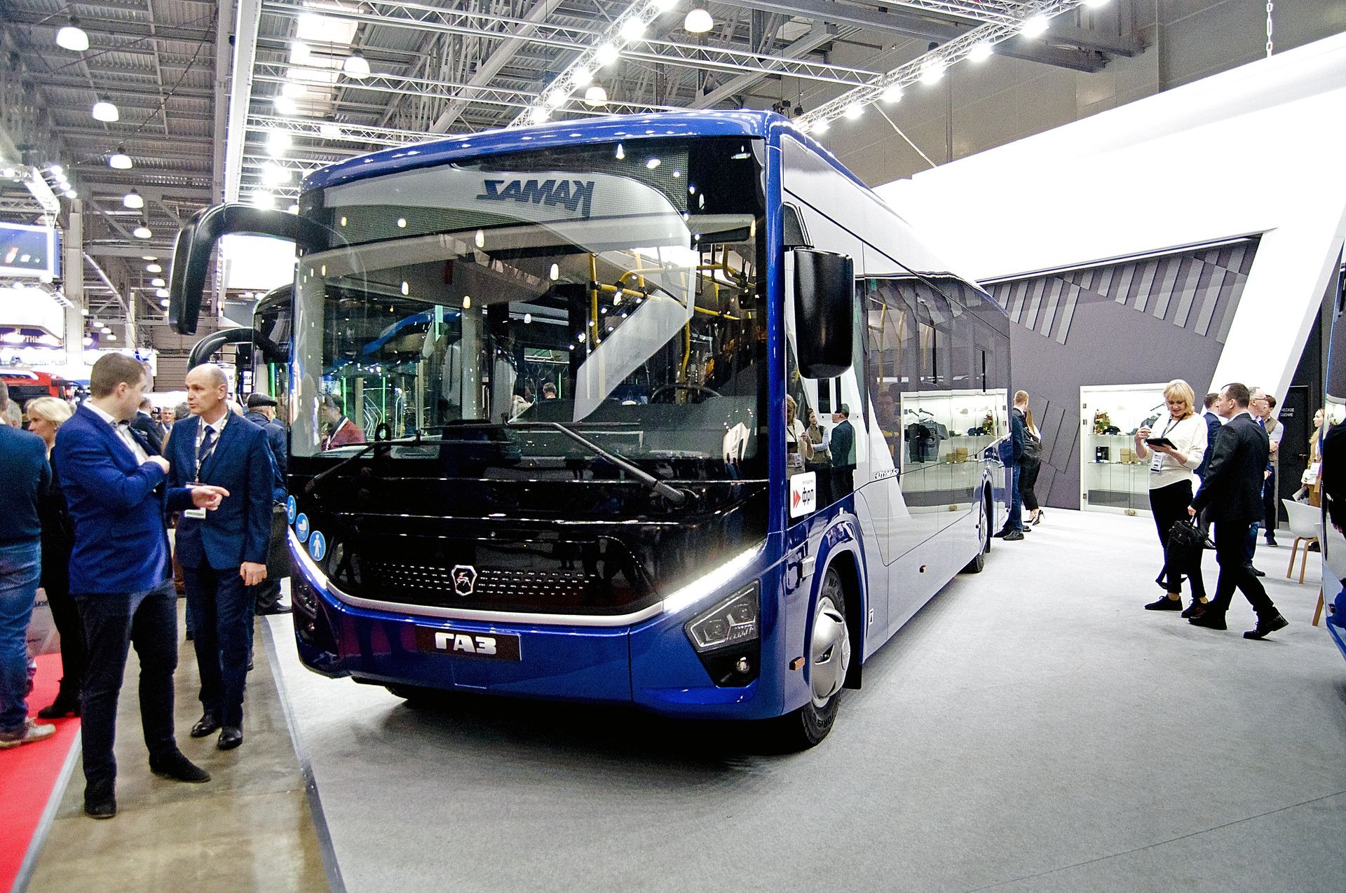 Большой и маленький: изучаем автобусы ГАЗель e-City и ГАЗ Citymax 9