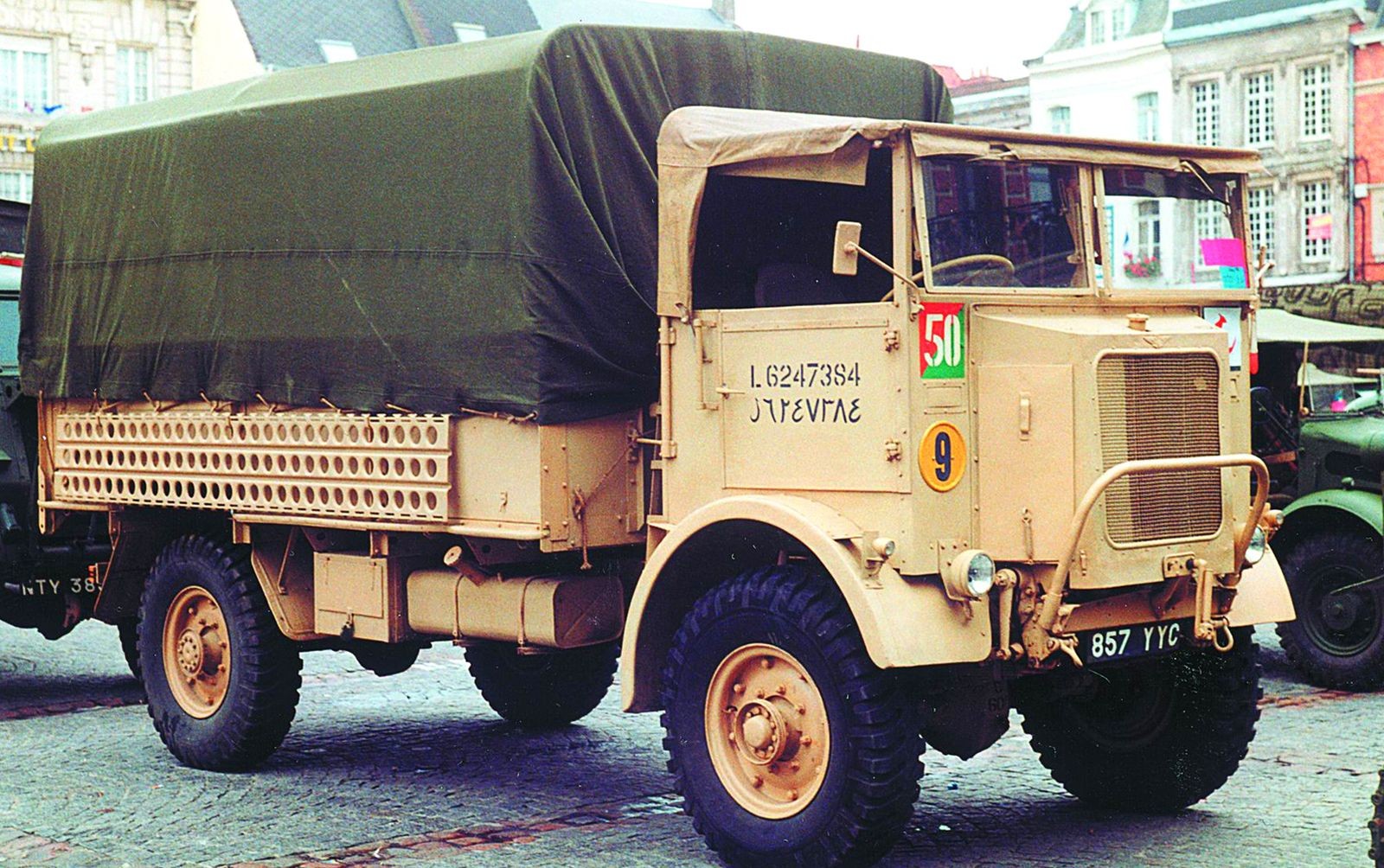 Отказ от пустых традиций: британские полноприводные грузовики Второй мировой