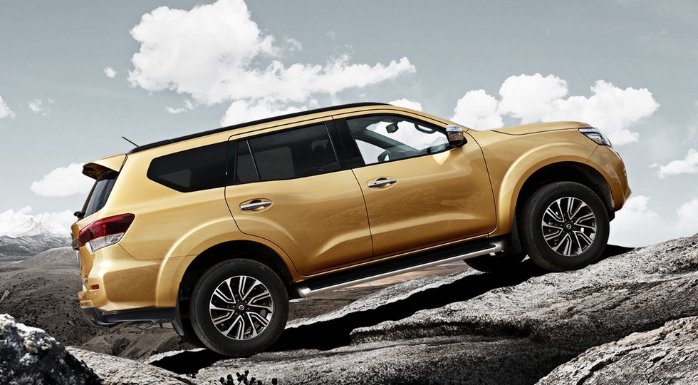 На фото: Nissan Terra, версия для Китая