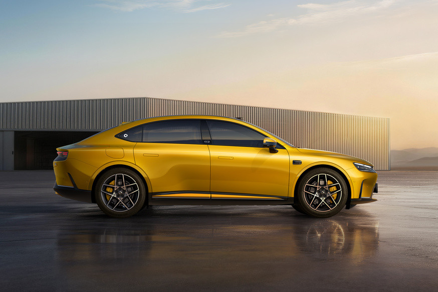 Большой лифтбек smart #6: показан интерьер