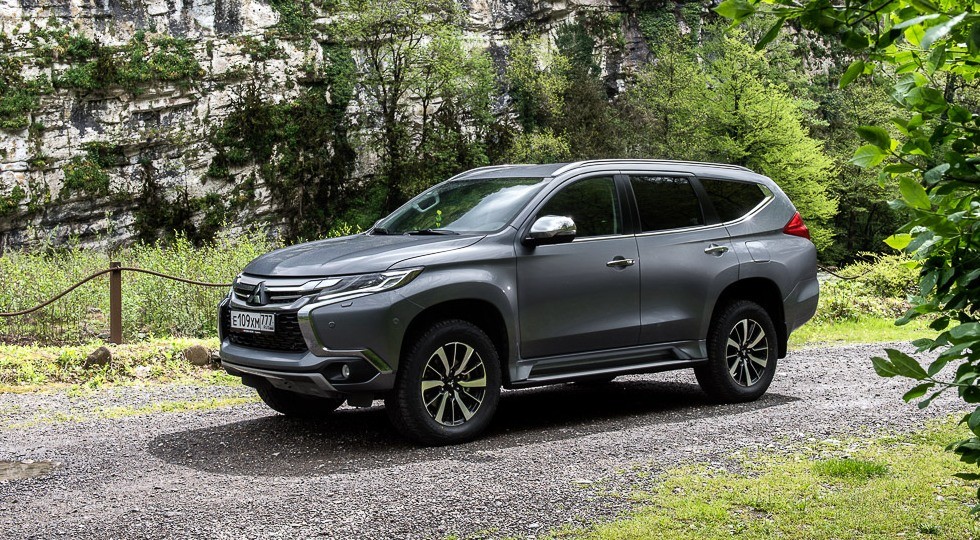 mitsubishi_pajero_sport_024