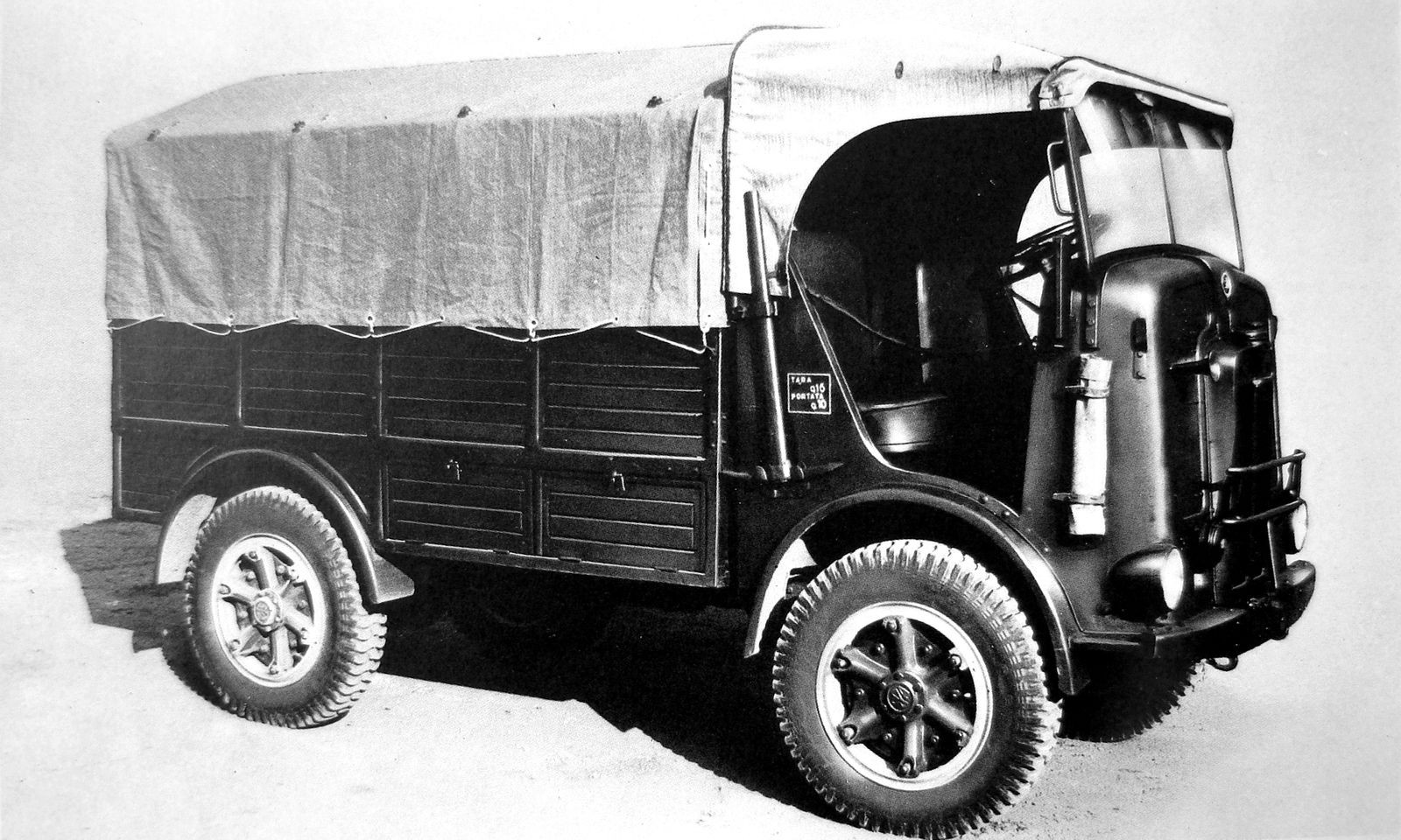 «Боевые Фиаты» на службе у Муссолини: уникальная итальянская автотехника Второй мировой