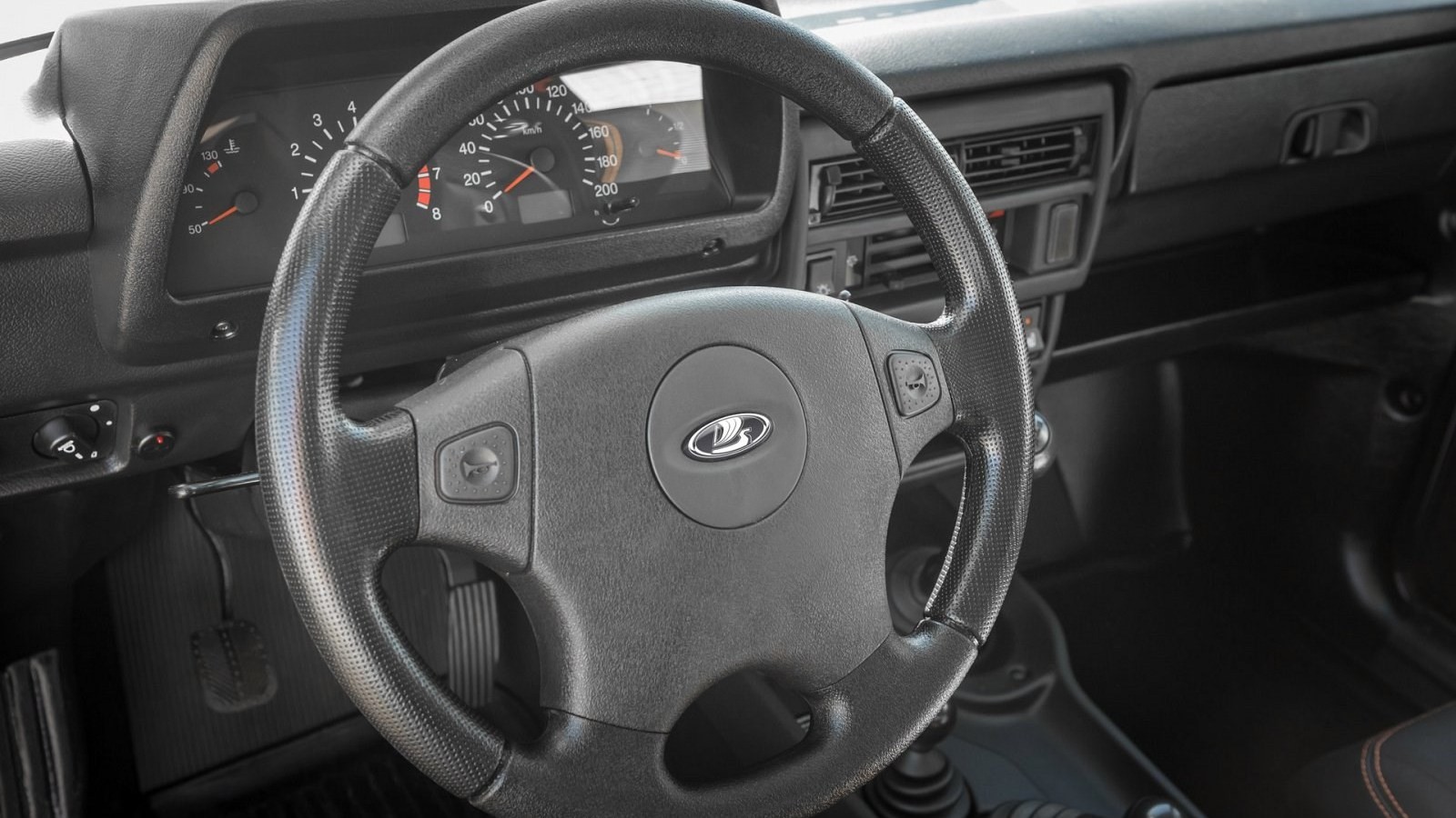 4x4 5d lada (1)