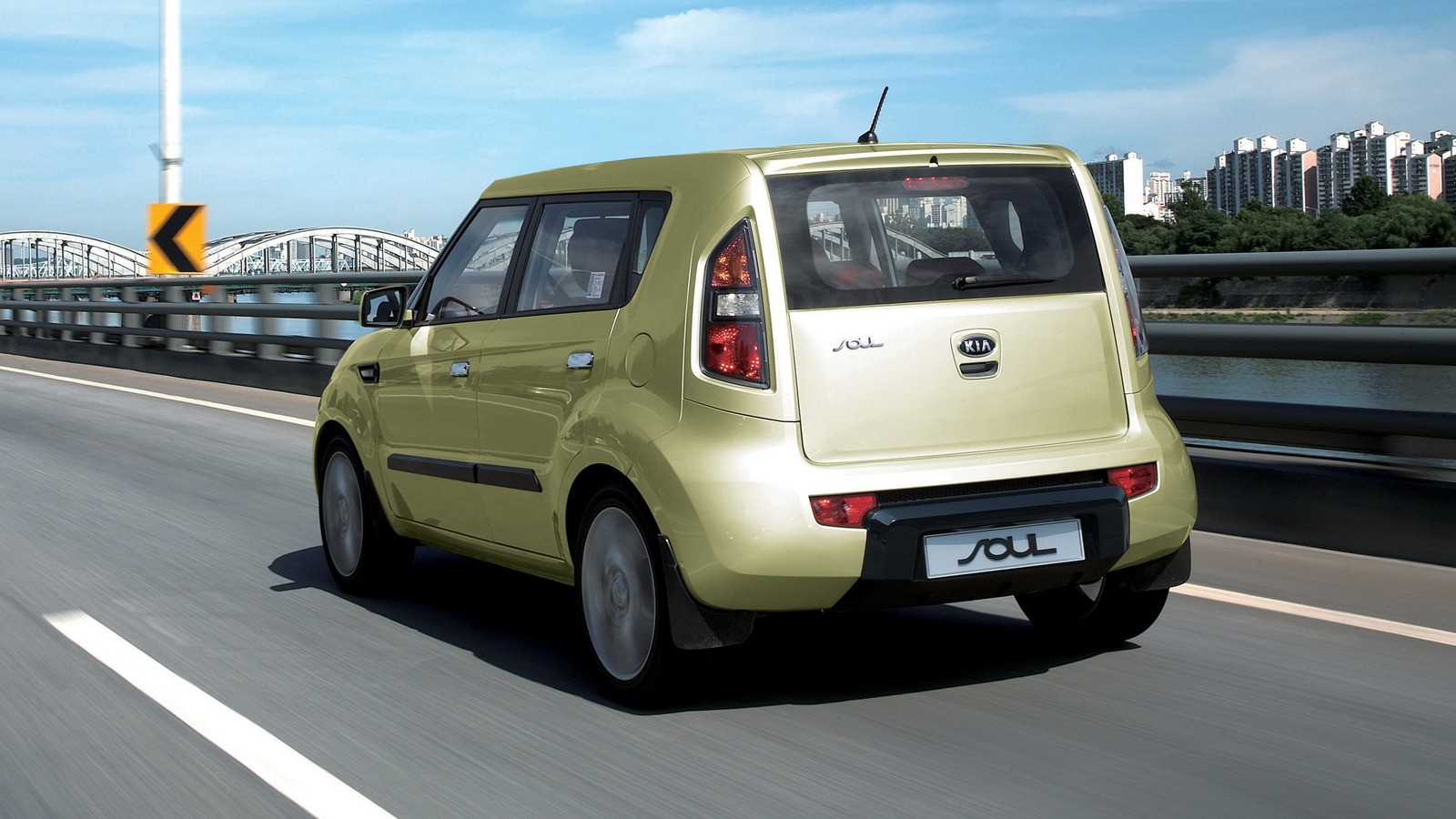 На фото: Kia Soul (AM) '2008–11