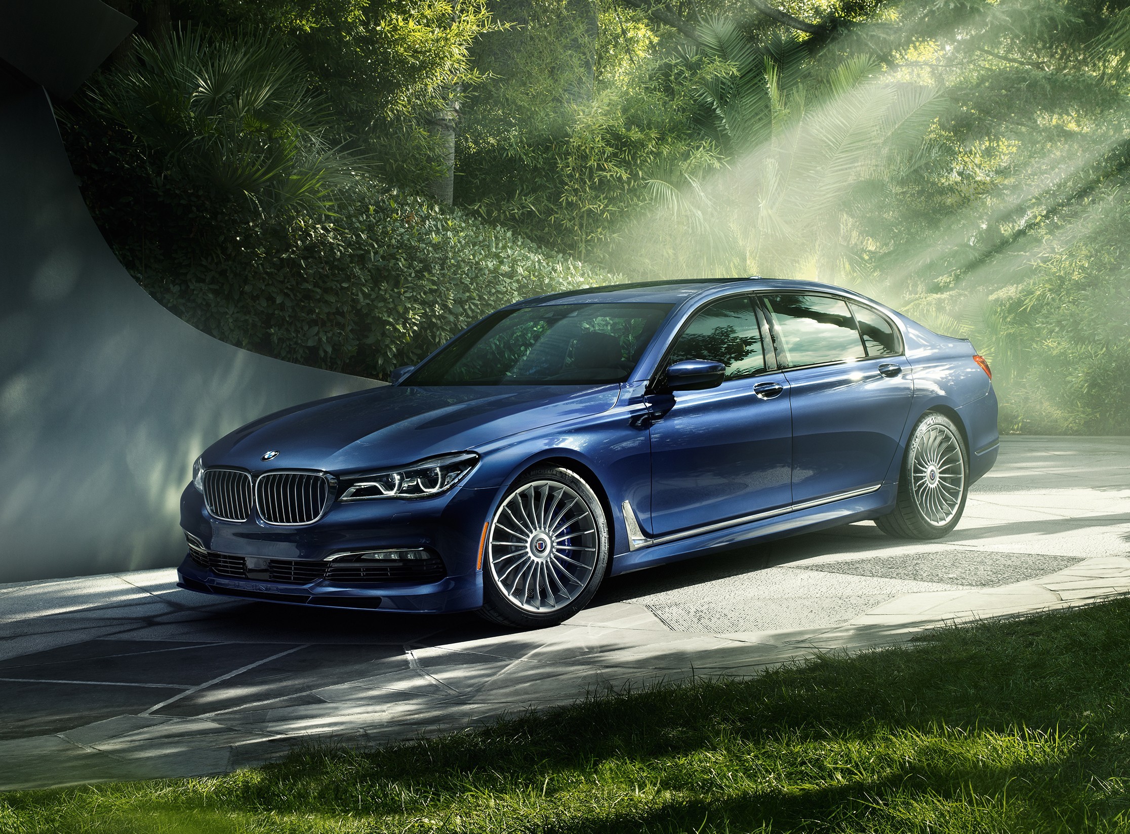 BMW ALPINA B7 xDrive