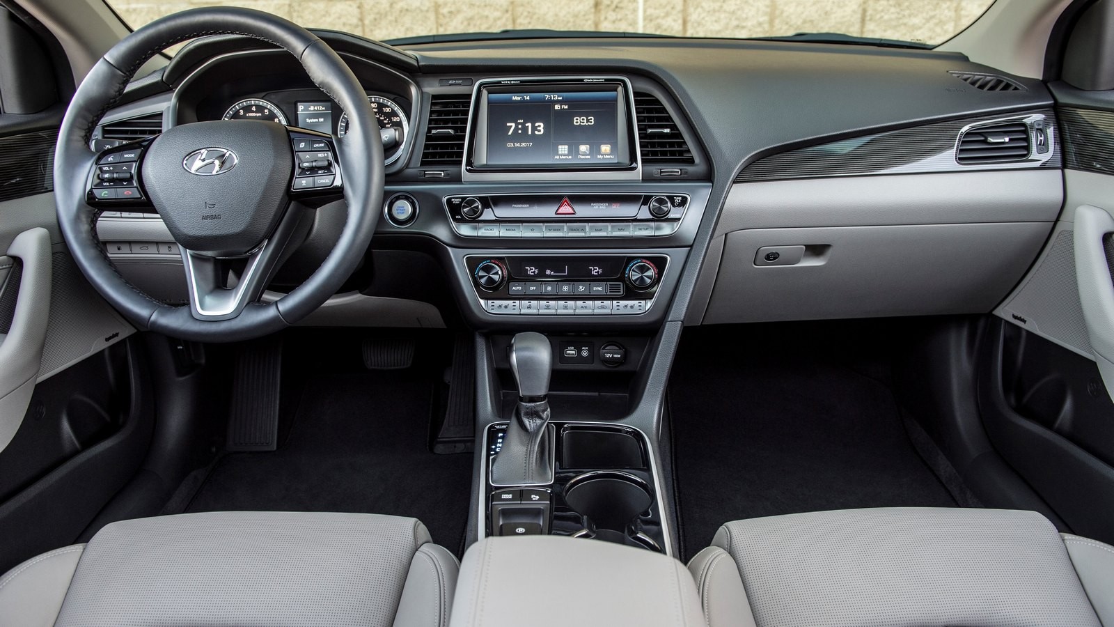 hyundai_sonata_4