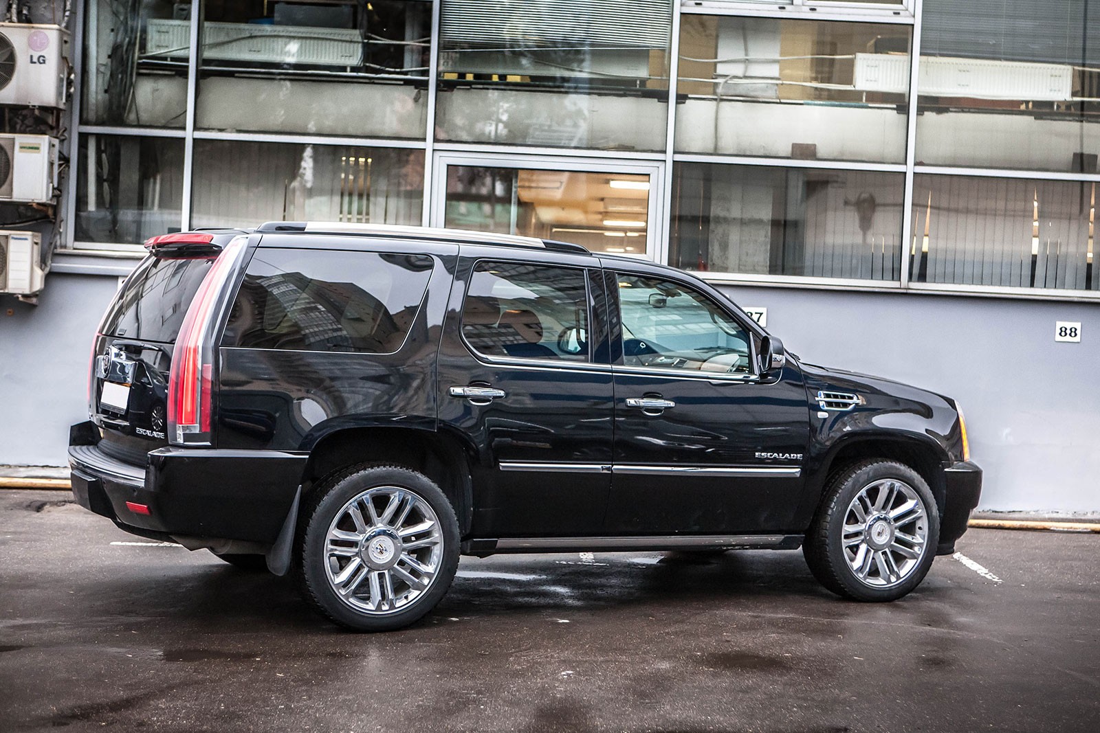 Фары escalade 3