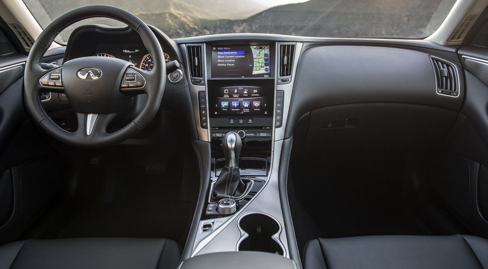 На фото: интерьер Infiniti Q50 Signature Edition