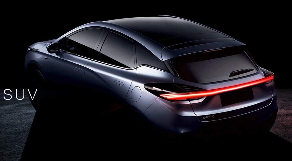 Вторая модель суббренда Geely: это кросс-хэтч и он мощнее родственного седана