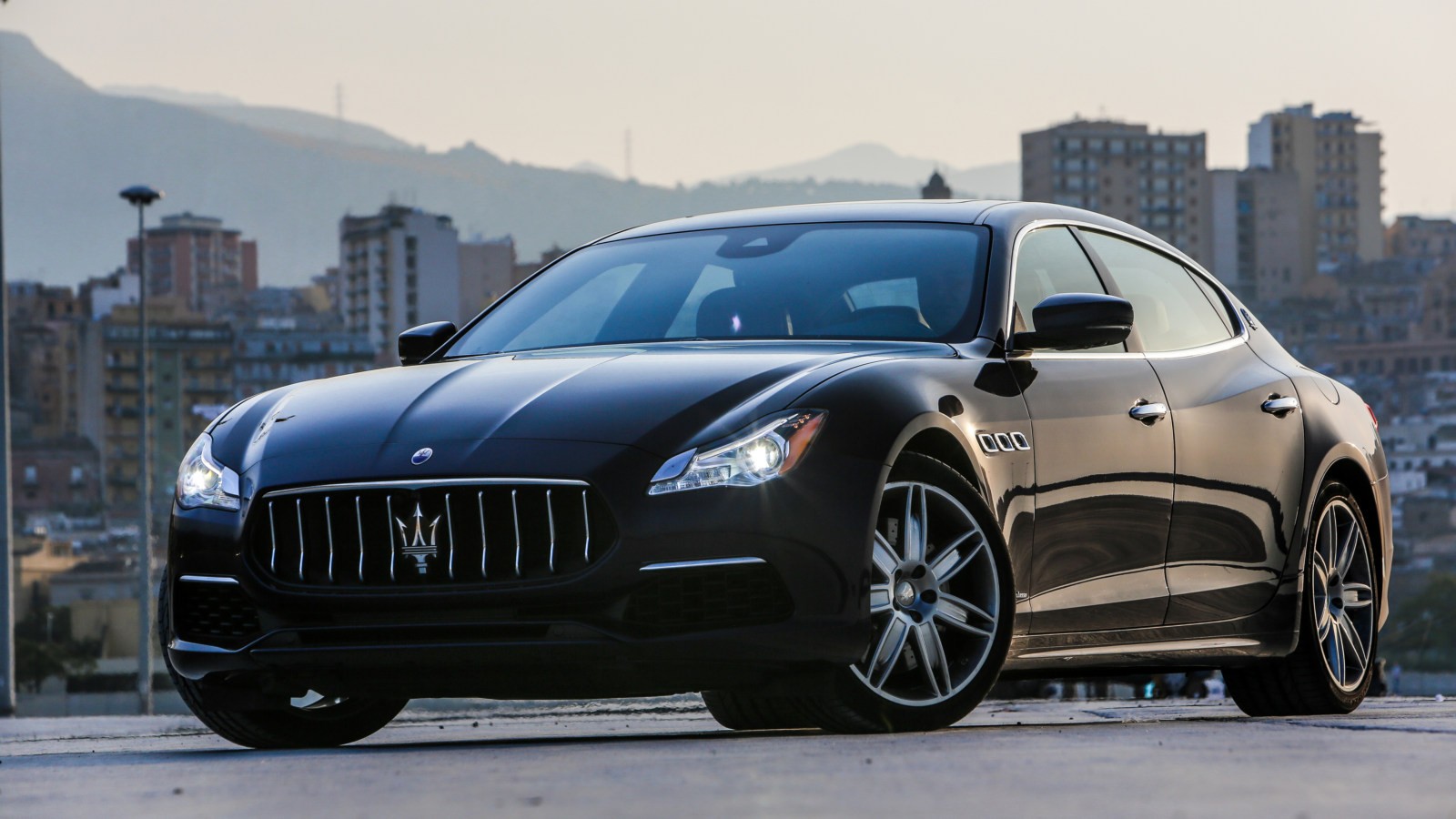 Maserati Quattroporte