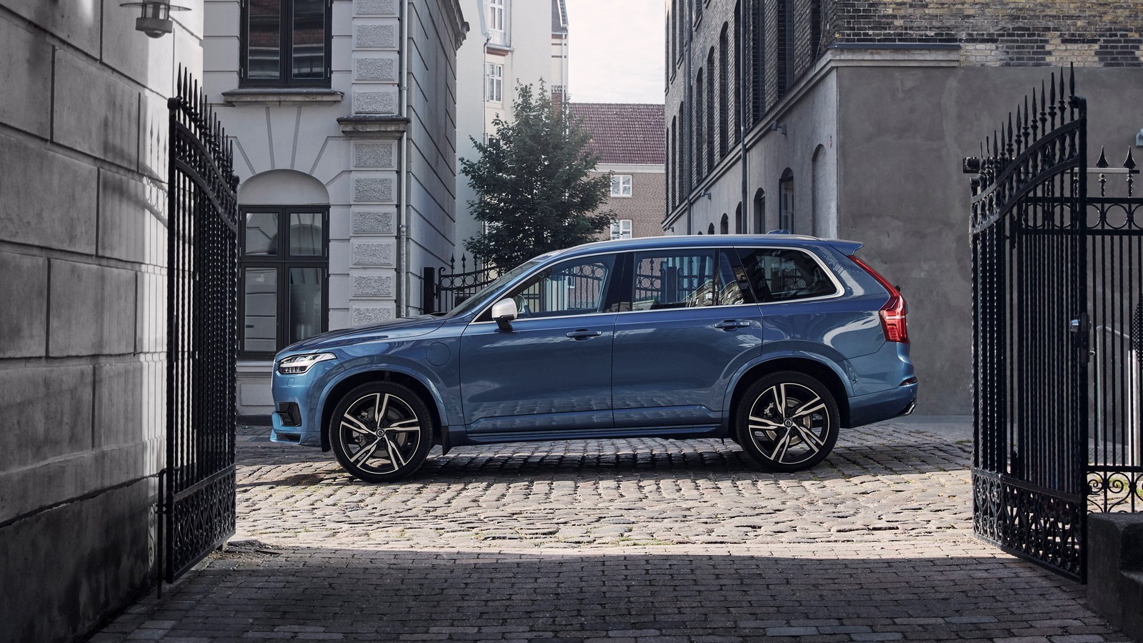 Volvo XC90 текущего поколения