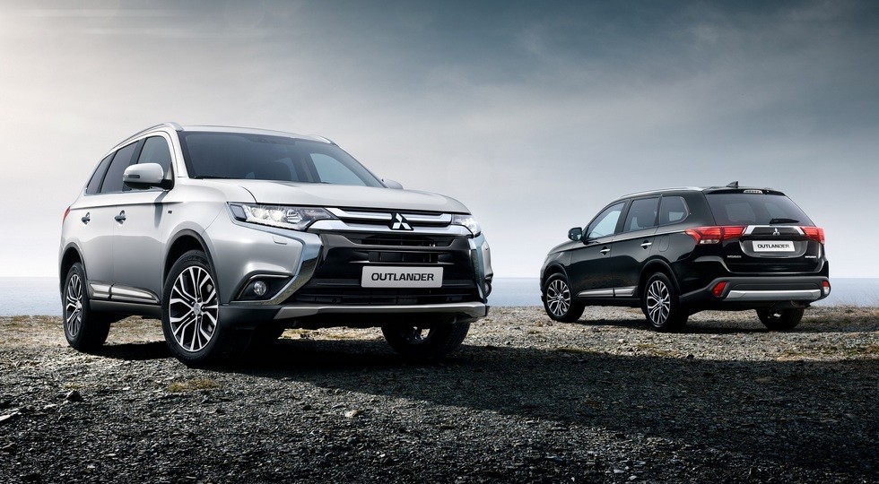 На фото: актуальная версия Mitsubishi Outlander