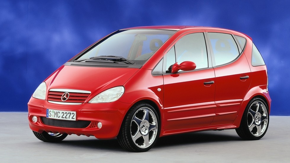 На фото: Mercedes-Benz A-Class. Германия, 1997