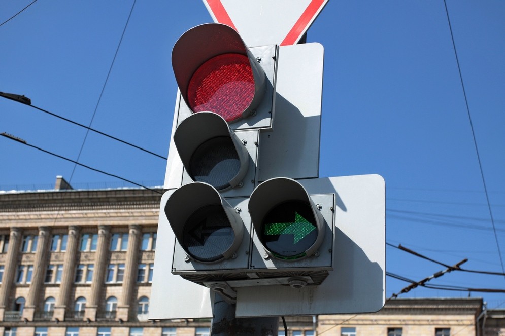 Светофор московская область. Светофор 700 ЦОДД. Светофор ЦОДД. Красный светофор. Старые пешеходные светофоры.