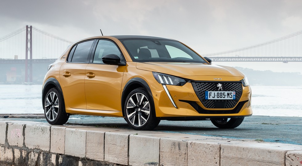 Лучшим авто года в мире станет одна из «трёшек» Mazda или большой кроссовер Kia