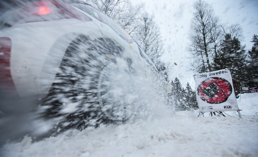 FIA заставляет организаторов WRC думать об экологии