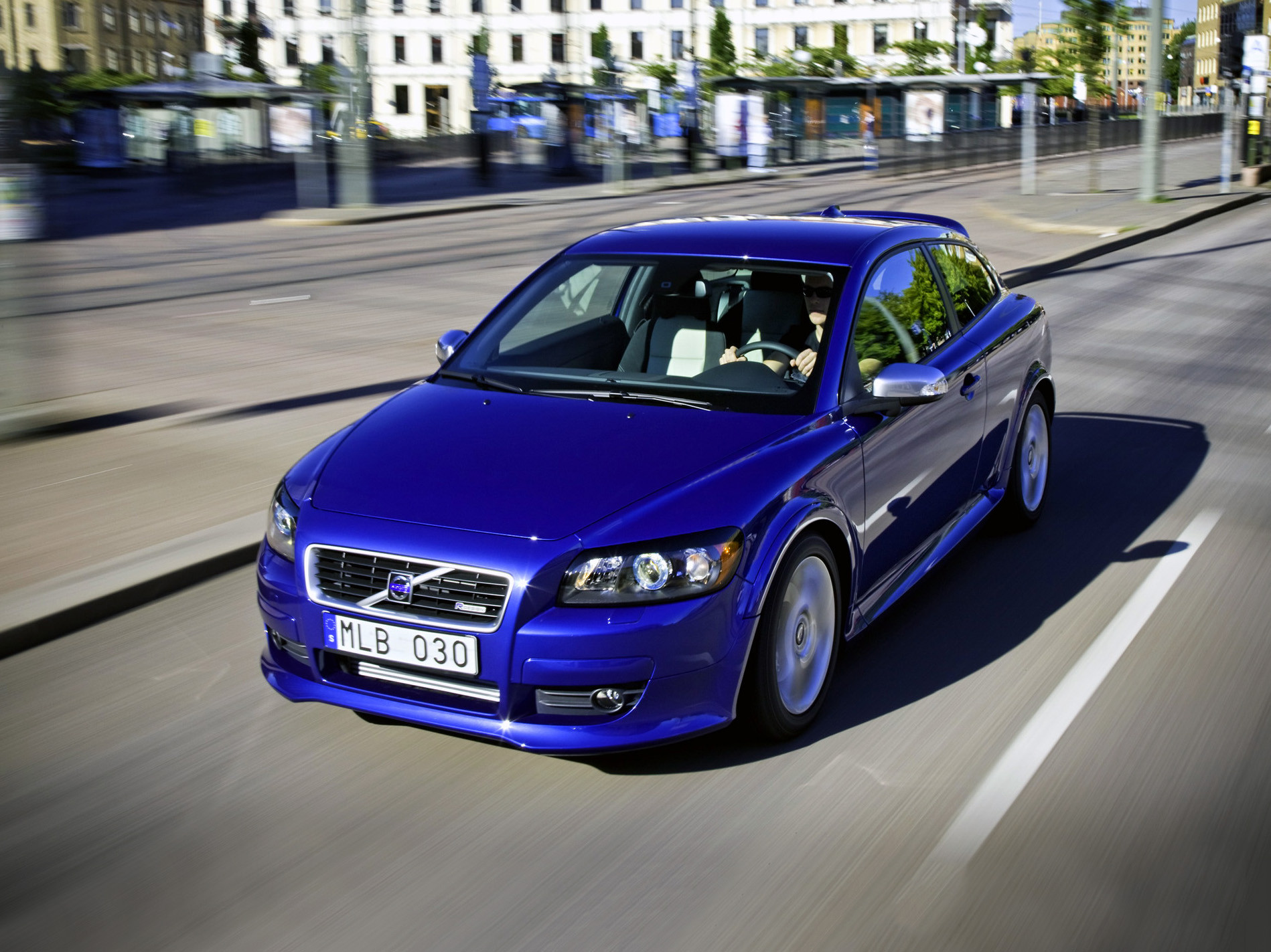 Купе несбывшихся надежд: как появился Volvo C30 и почему он провалился