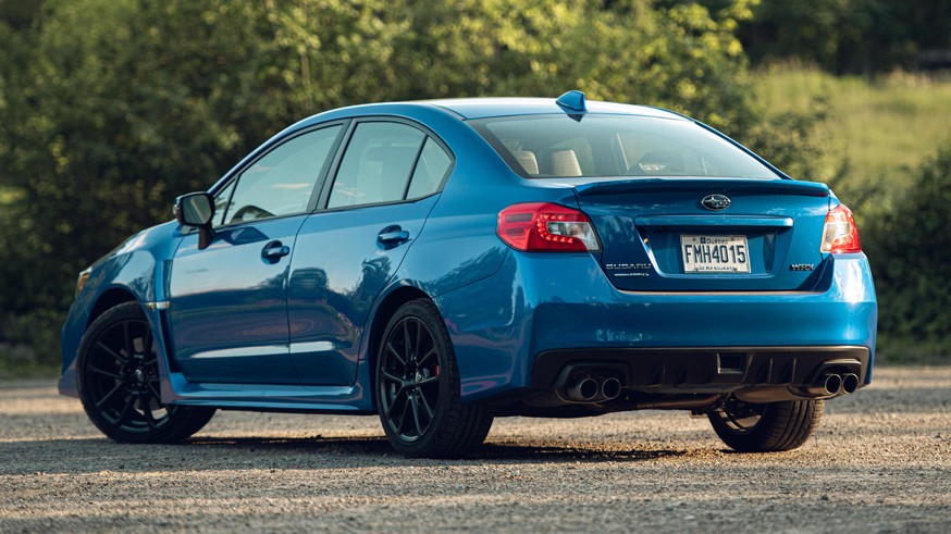 В преддверии премьеры Subaru решила подразнить тизером WRX нового поколения