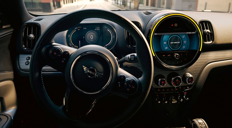 Кроссовер Mini Countryman обновлён: топовый мотор «придушили», зато больше версий имеют 8АКП