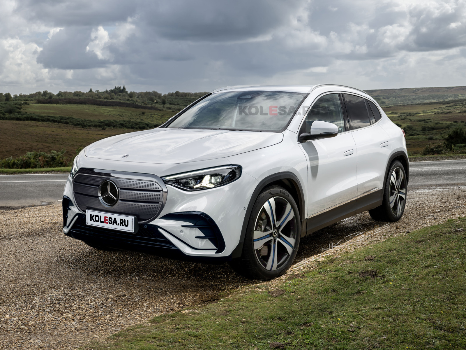 Новый Mercedes-Benz GLA: первые изображения