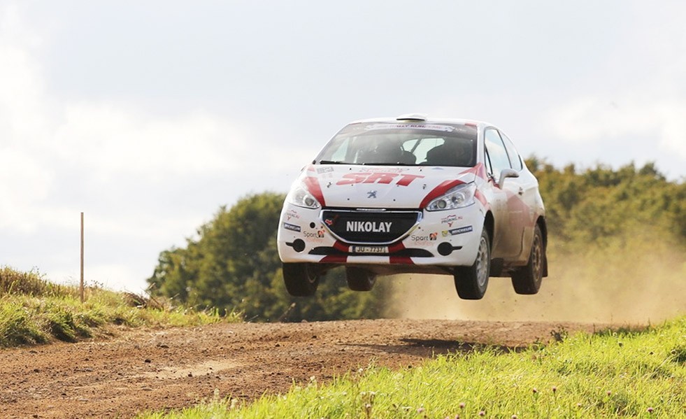 17-летний российский пилот выходит в лидеры чемпионата Латвии