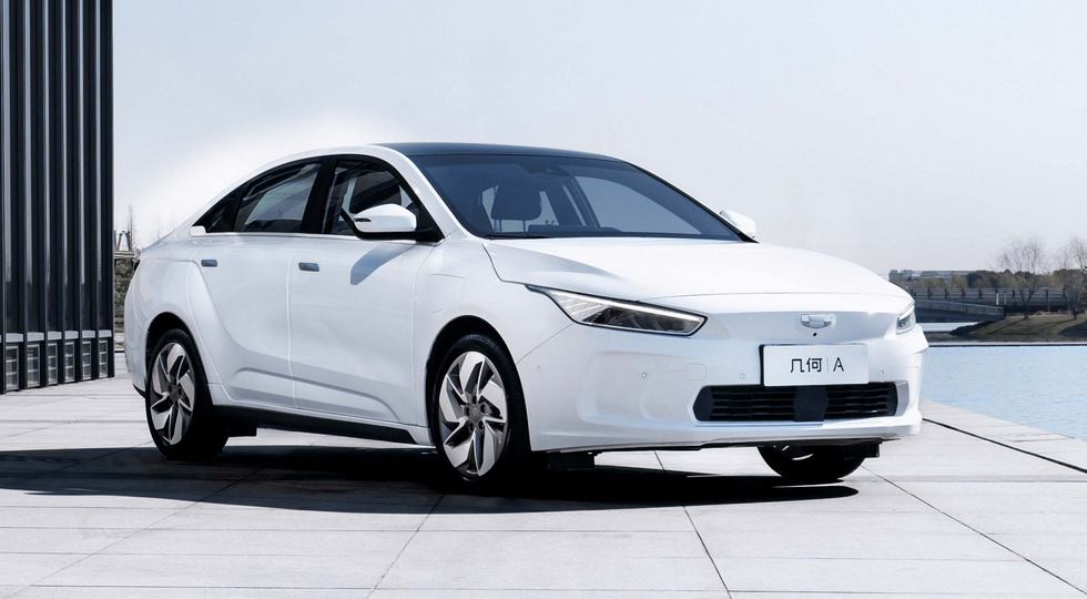 Вторая модель суббренда Geely: это кросс-хэтч и он мощнее родственного седана