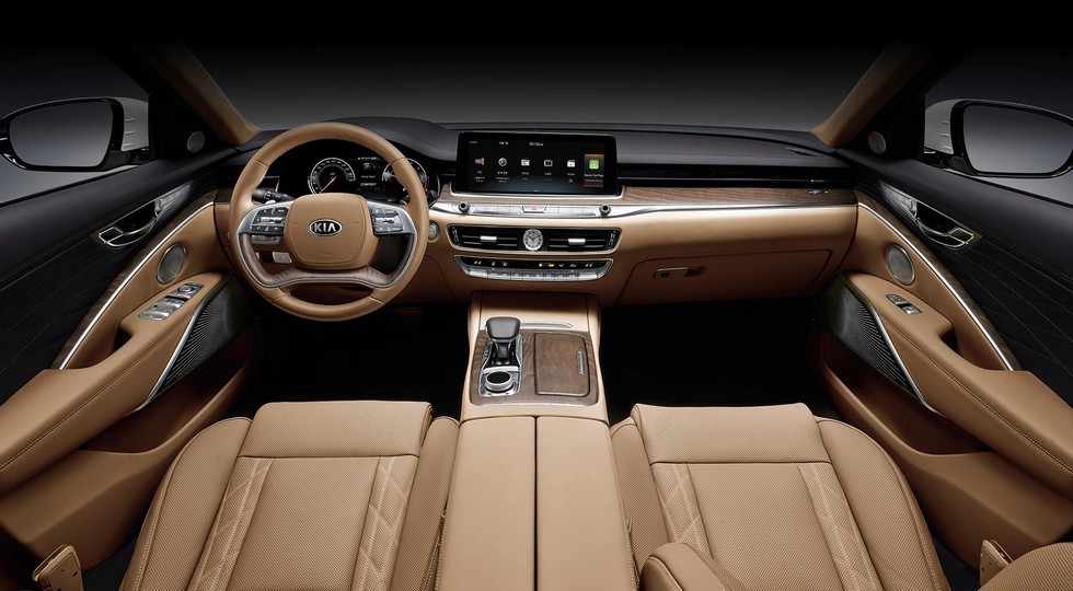 Флагманский седан Kia готовится к рестайлингу: модель поймали во время тестов