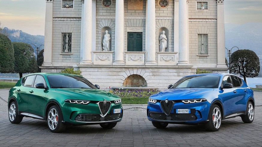 На фото: Alfa Romeo Tonale