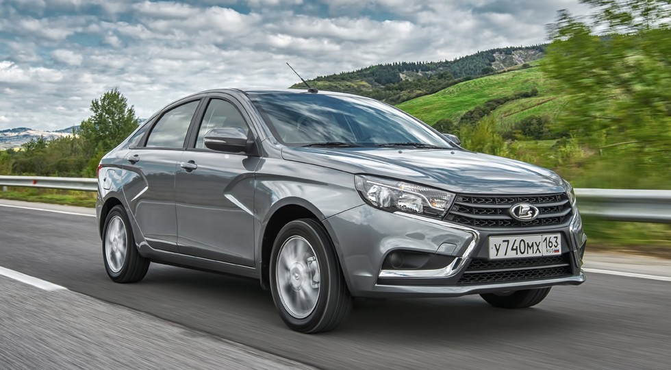 На фото: Lada Vesta