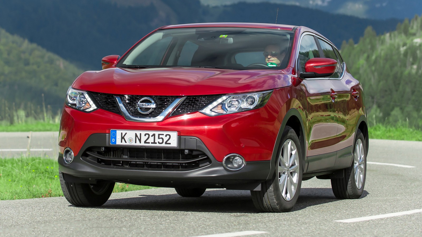На фото: Nissan Qashqai