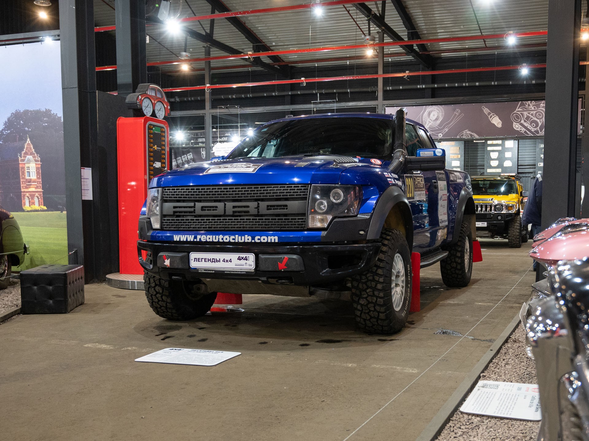 В музее «Автомобили мира» в Москве открылась выставка «Легенды 4х4»