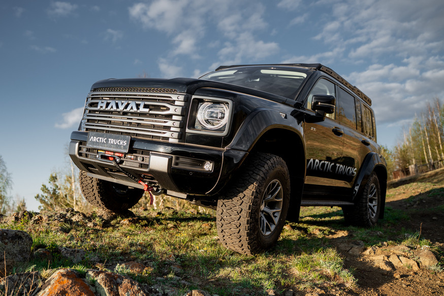 Внедорожник Haval H9 получил в России суровую версию AT35 от Arctic Trucks