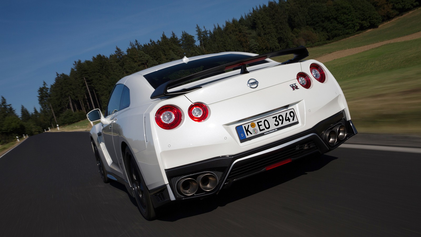 Nissan reveals full specs and pricing for thrilling new GT-R Tra
