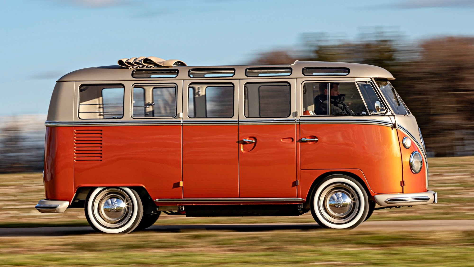 VW возродил выпуск классического микроавтобуса Т1 и назвал его e-Bulli
