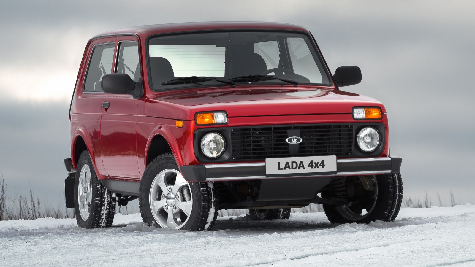 На фото: Lada 4x4