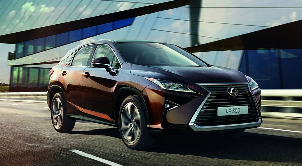 На фото: Lexus RX 350
