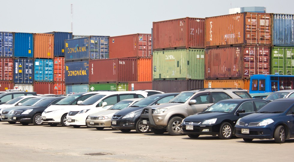 BANGKOK - MARCH 6 : Many cars park at Klong Toey port on March 6