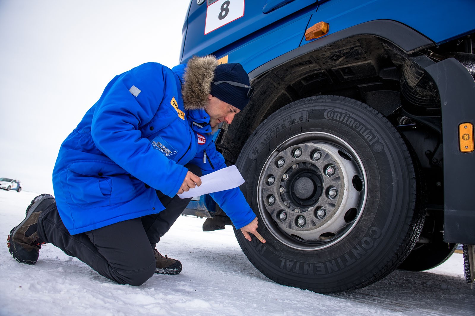 Шины Continental помогли установить 18 рекордов в ходе соревнований «Дни Скорости на льду Байкала»