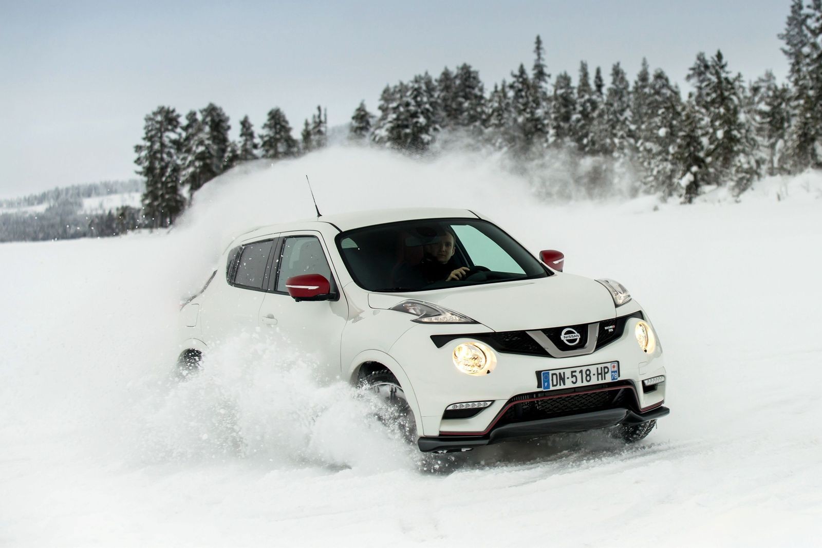 Nissan Juke (2013-2014) - фото, цена, характеристики, отзывы Ниссан Жук / Джук в России
