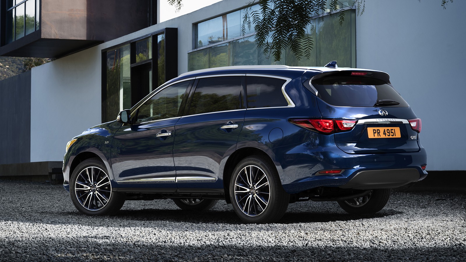 На фото: обновлённый Infiniti QX60