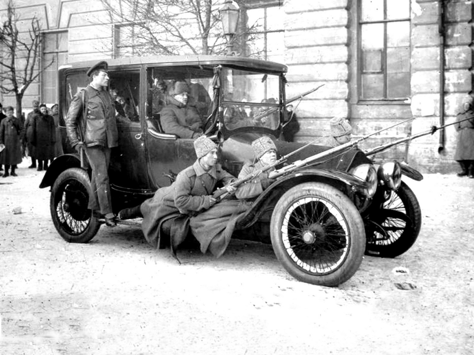 Автомобиль Петроград 1917
