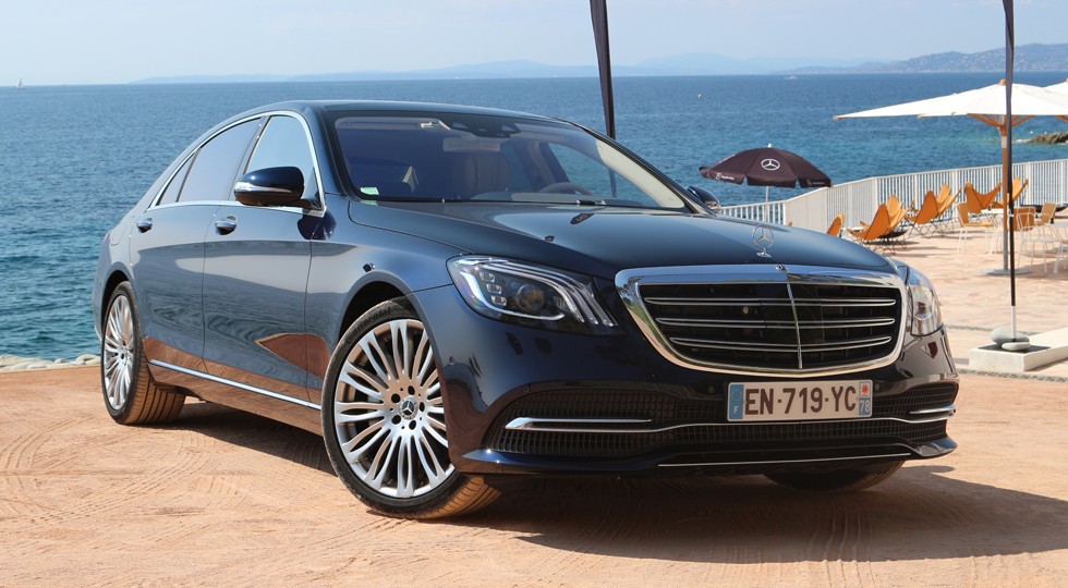 На фото: Mercedes-Benz S 560 4matic