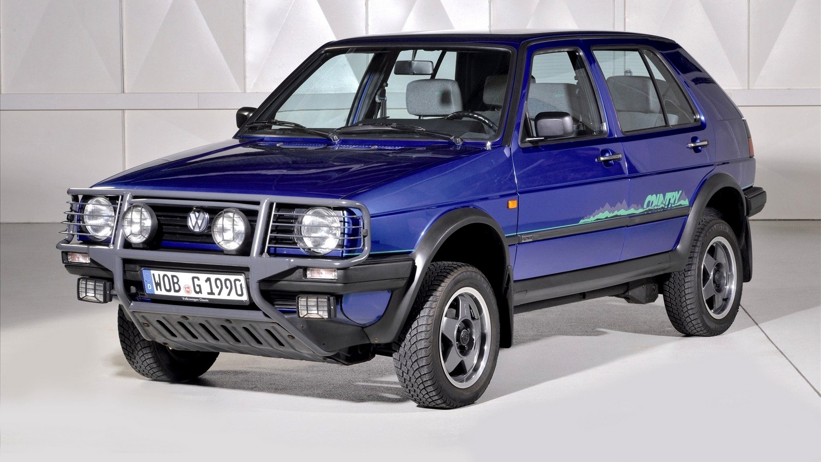 На фото: Volkswagen Golf Country '1990–1991