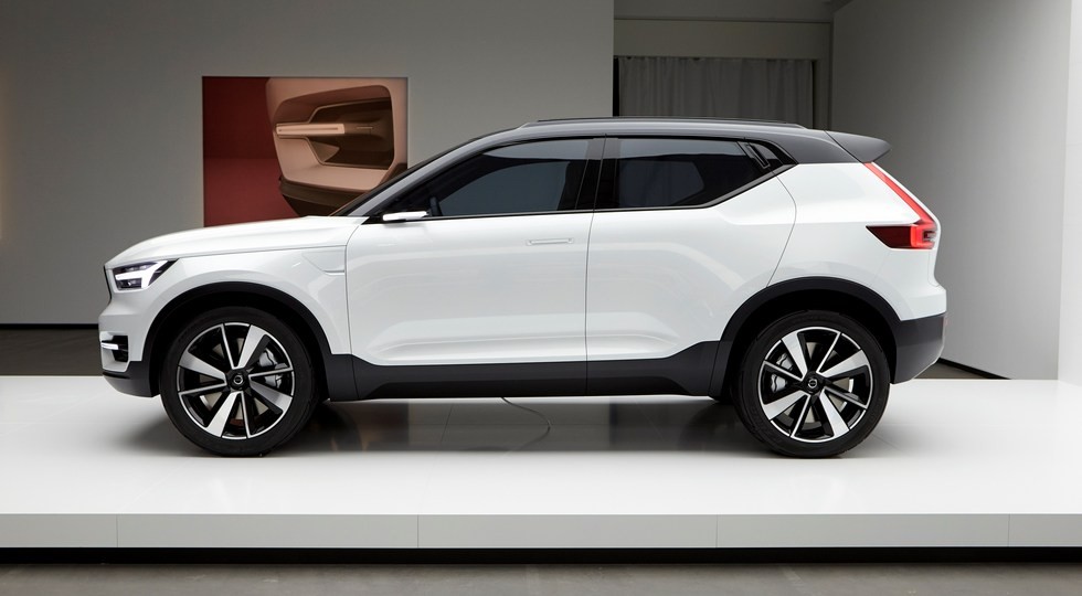 На фото: концепт Volvo 40.1. Дизайн XC40 выполнен по мотивам этого прототипа
