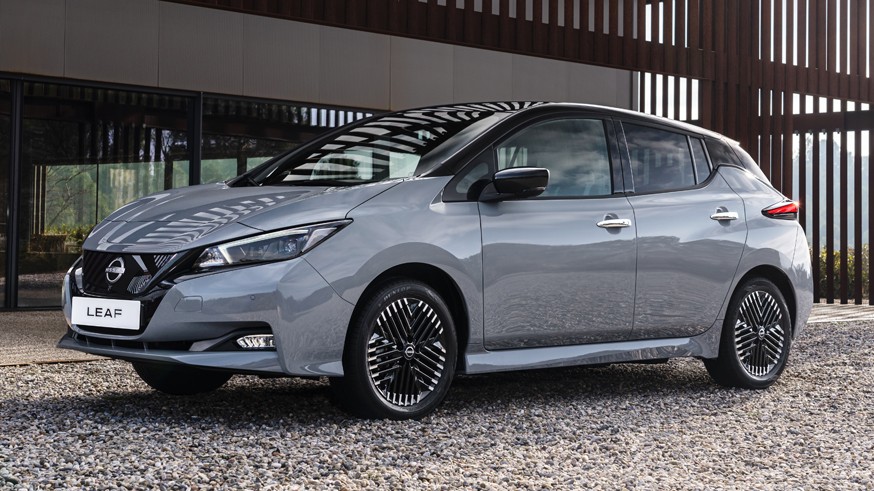 На фото: актуальный хэтчбек Nissan Leaf (версия для европейского рынка)