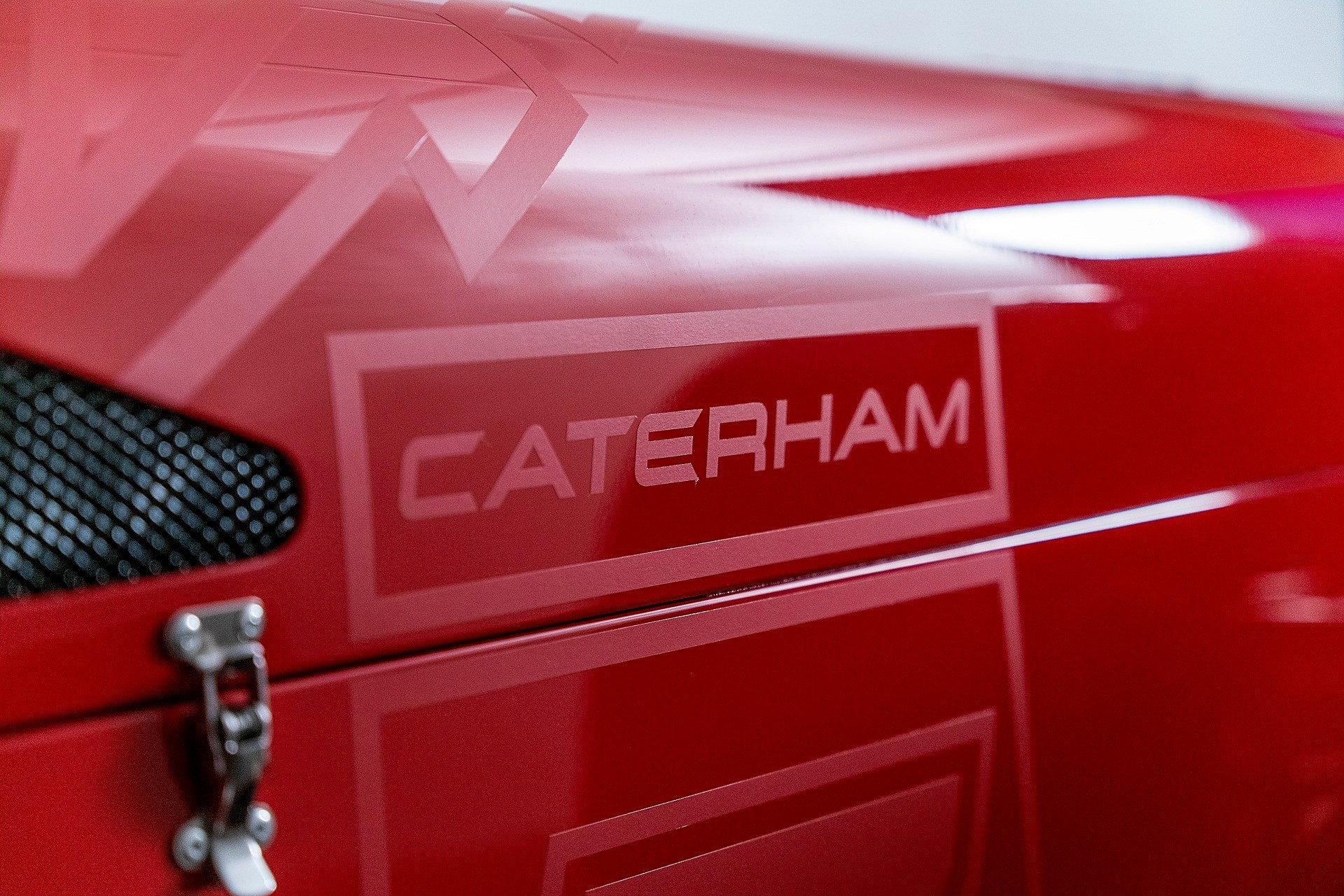 Caterham готовит полностью новый электрический спорткар, а Seven EV пока отложен