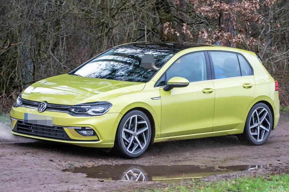vw-golf-viii-04