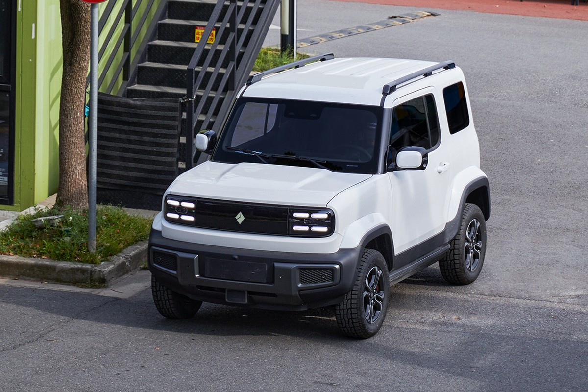 GM и SAIC выводят на рынок кроссовер Baojun Yep: облик в стиле Jimny по ...