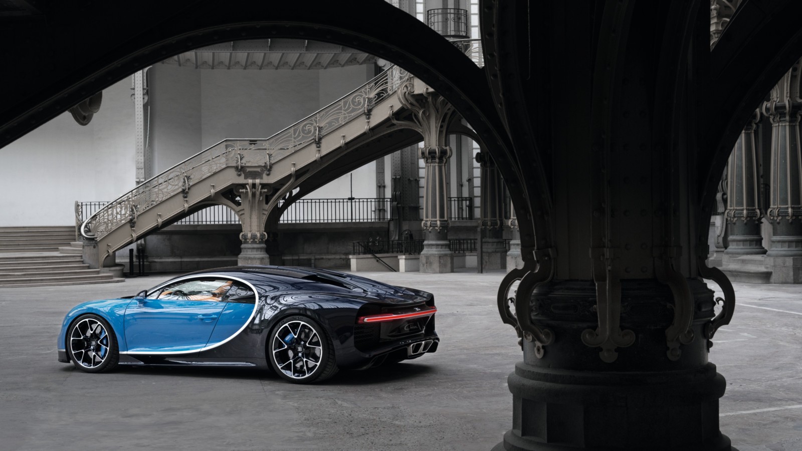 bugatti chiron 15